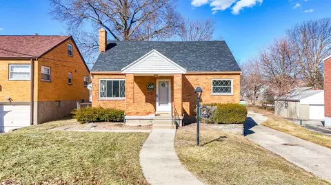 Exterior - 3900 Darwin Ave, Cheviot, OH 45211 photo 6 of 6
