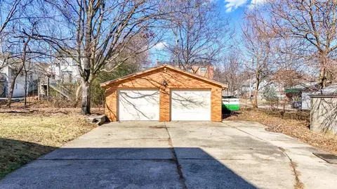 Exterior - 3900 Darwin Ave, Cheviot, OH 45211 photo 3 of 6