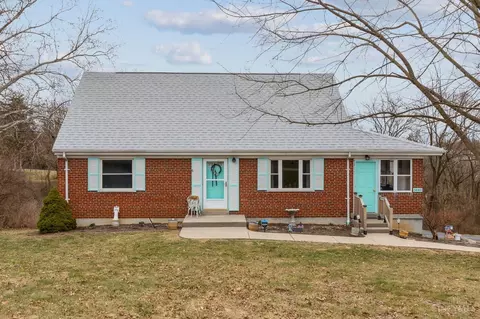 3089 Crest Rd, Cincinnati, OH 45251