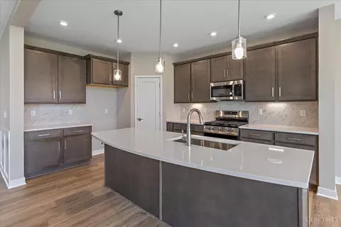 1307 Trailhead Pl, Harrison, OH 45030 photo 4