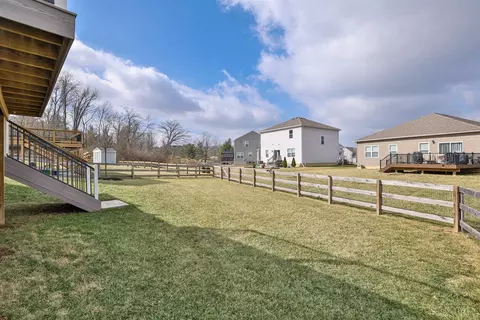 Exterior - 5373 Valley View Dr, Morrow, OH 45152 photo 7 of 11