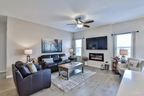 Living - 5373 Valley View Dr, Morrow, OH 45152 photo 1 of 4