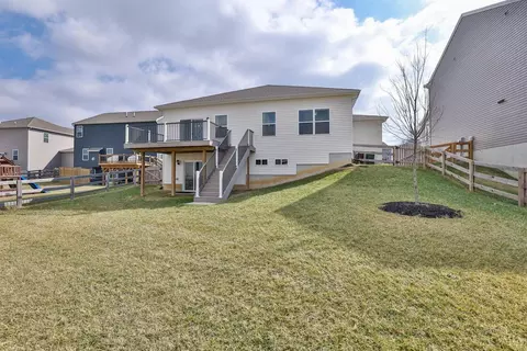 Exterior - 5373 Valley View Dr, Morrow, OH 45152 photo 10 of 11