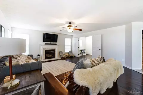 470 Stanton Dr, Springboro, OH 45066 photo 6