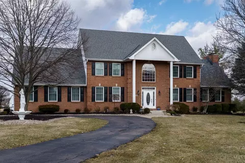 5272 Princeton Rd, Hamilton, OH 45011