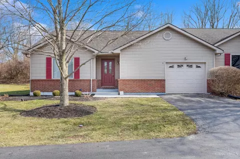 8 Willow Ridge Dr, Wilmington, OH 45177