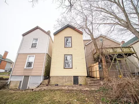 Exterior - 2552 Ring Pl, Cincinnati, OH 45204 photo 2 of 2