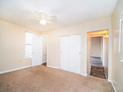 Bedroom - 2552 Ring Pl, Cincinnati, OH 45204 photo 1 of 4