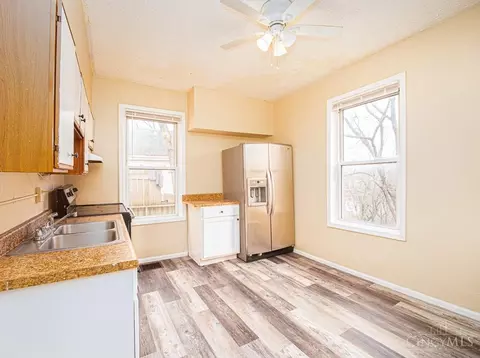 Kitchen - 2552 Ring Pl, Cincinnati, OH 45204 photo 2 of 2