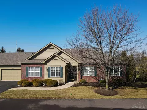 6953 Gentry Ln, Mason, OH 45040