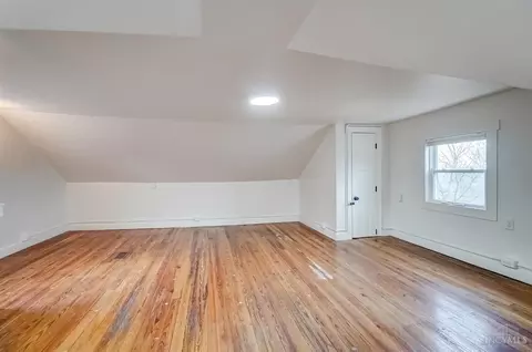 Bedroom - 2608 Ring Pl, Cincinnati, OH 45204 photo 6 of 6