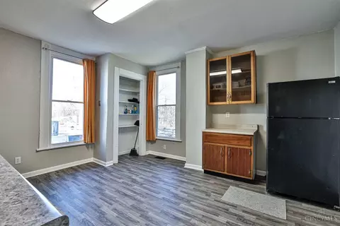 8420 Anthony Wayne Ave, Cincinnati, OH 45216 photo 12