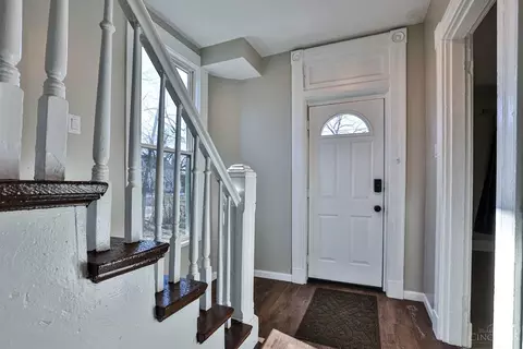 8420 Anthony Wayne Ave, Cincinnati, OH 45216 photo 5