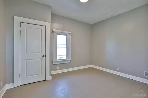 8420 Anthony Wayne Ave, Cincinnati, OH 45216 photo 17