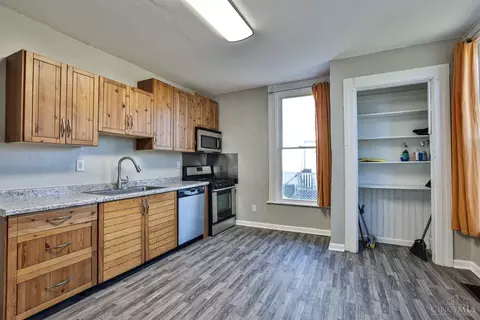 8420 Anthony Wayne Ave, Cincinnati, OH 45216 photo 13