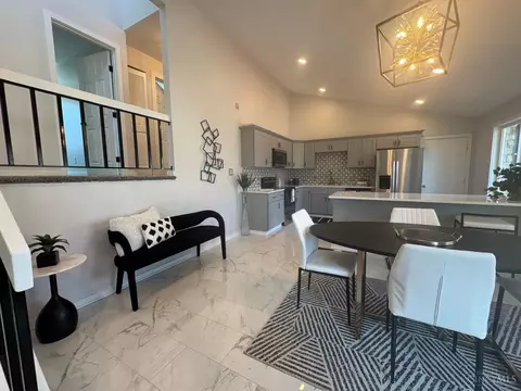 Dining - 19 Hollow Tree Ct, Hamilton, OH 45013 photo 1 of 3