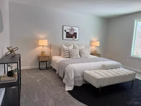 Bedroom - 19 Hollow Tree Ct, Hamilton, OH 45013 photo 10 of 10