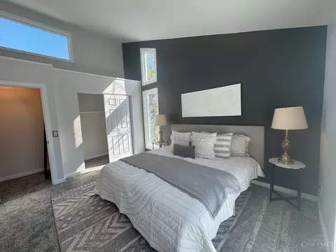 Bedroom - 19 Hollow Tree Ct, Hamilton, OH 45013 photo 1 of 10