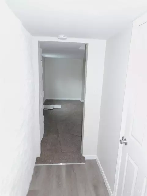 Entry Way - 1718 State Ave, Cincinnati, OH 45204 photo 4 of 4