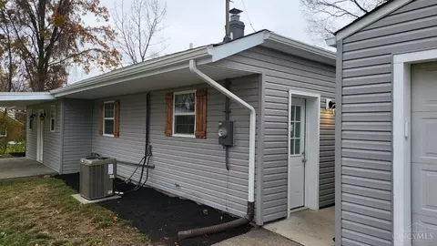 524 Harrison Ln, Cincinnati, OH 45244 photo 6