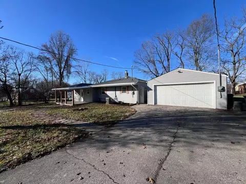 524 Harrison Ln, Cincinnati, OH 45244 photo 2