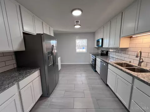 524 Harrison Ln, Cincinnati, OH 45244 photo 17
