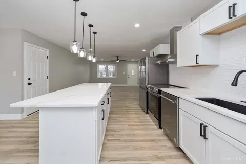 Entry Way - 11440 Raphael Pl, Forest Park, OH 45240 photo 1 of 1