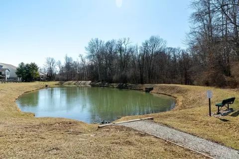 View/Area - 819 Anson Dr, Cincinnati, OH 45245 photo 2 of 2