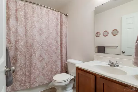 Bath - 819 Anson Dr, Cincinnati, OH 45245 photo 3 of 3