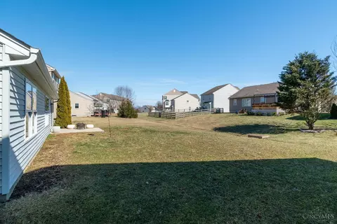 Exterior - 819 Anson Dr, Cincinnati, OH 45245 photo 3 of 6