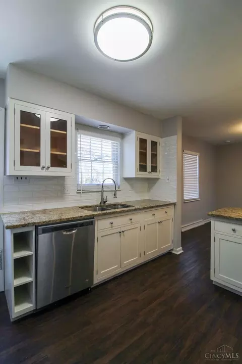 3773 Harvard Acres, Mariemont, OH 45227 photo 14