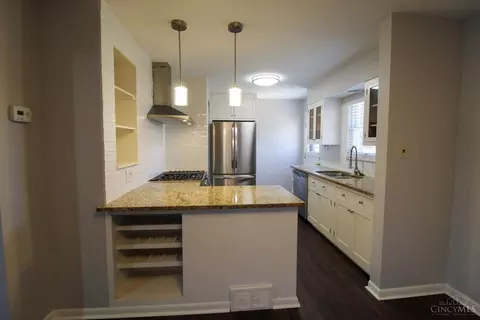 3773 Harvard Acres, Mariemont, OH 45227 photo 9