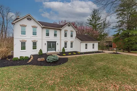 6755 Linder Ln, Cincinnati, OH 45244