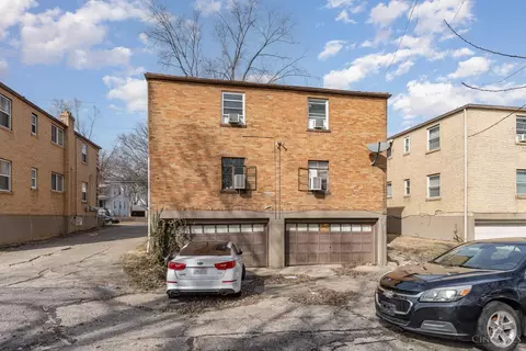 Exterior - 1627 Summit Rd, Cincinnati, OH 45237 photo 3 of 5