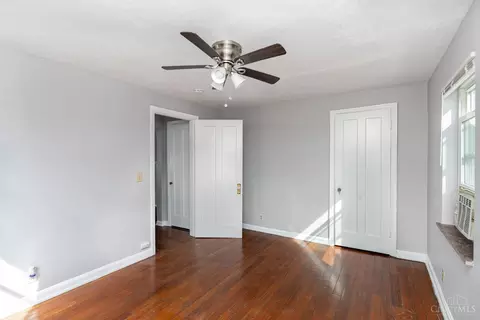 Bedroom - 1627 Summit Rd, Cincinnati, OH 45237 photo 1 of 1