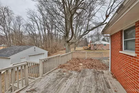 Exterior - 3935 Randolph Ln, Cincinnati, OH 45245 photo 10 of 17