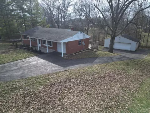 Exterior - 3935 Randolph Ln, Cincinnati, OH 45245 photo 16 of 17