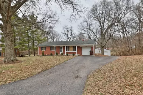 3935 Randolph Ln, Cincinnati, OH 45245