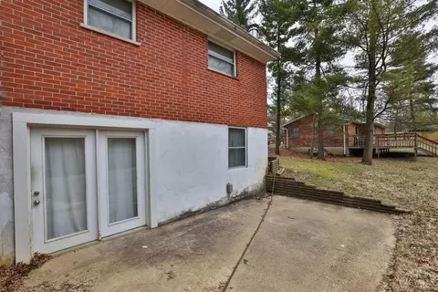 Exterior - 3935 Randolph Ln, Cincinnati, OH 45245 photo 12 of 17
