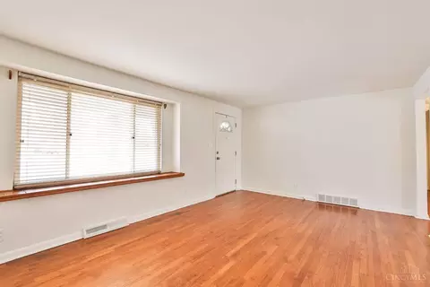 Living - 3935 Randolph Ln, Cincinnati, OH 45245 photo 3 of 6