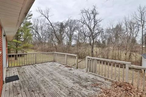 Exterior - 3935 Randolph Ln, Cincinnati, OH 45245 photo 9 of 17