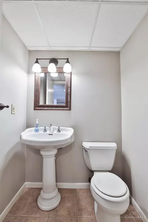 Bath - 3935 Randolph Ln, Cincinnati, OH 45245 photo 3 of 3