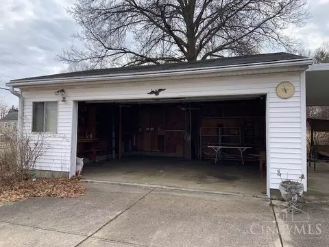 Exterior - 5561 Eula Ave, Cincinnati, OH 45248 photo 8 of 8