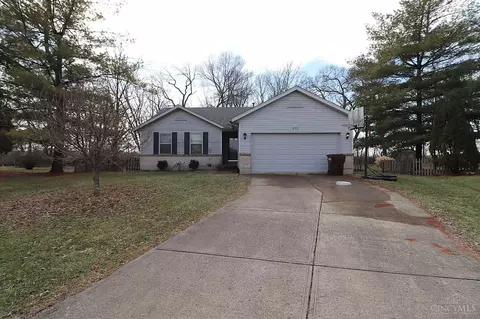 655 Alpine Pl, Trenton, OH 45067