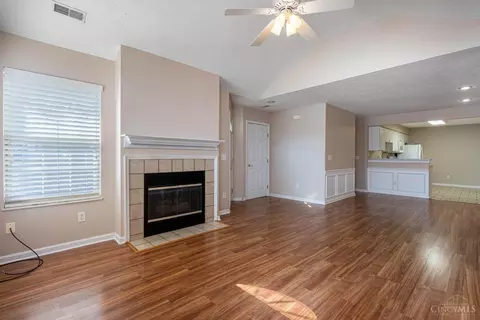 161 Villa Pointe Dr, Springboro, OH 45066 photo 5