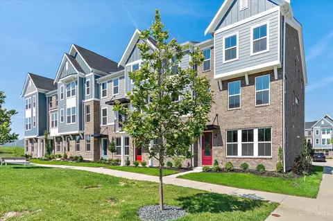 7250 Otley Dr, West Chester, OH 45069