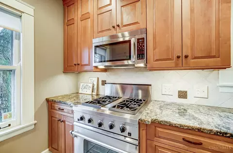 3 Dexter Pl, Cincinnati, OH 45206 photo 7