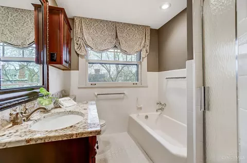 3 Dexter Pl, Cincinnati, OH 45206 photo 24