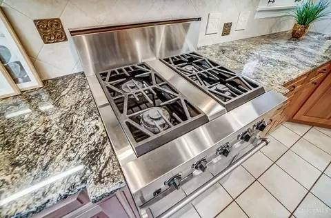 3 Dexter Pl, Cincinnati, OH 45206 photo 8