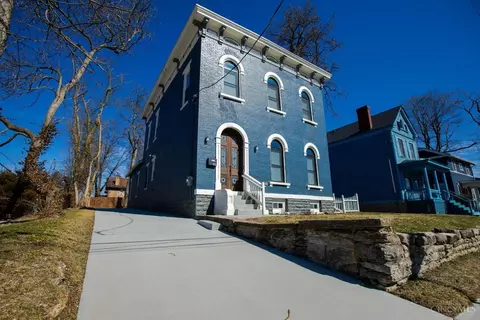 1532 Merrimac St, Cincinnati, OH 45207
